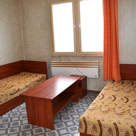 Montazhi Ead Dorm * Vratsa
